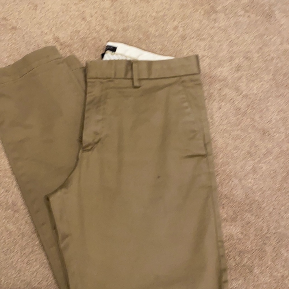 Men’s chinos